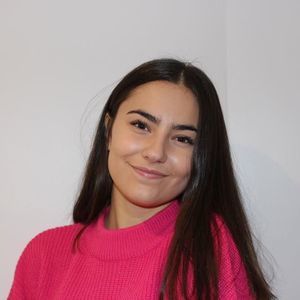 Meet your Posher, Ann-elodie